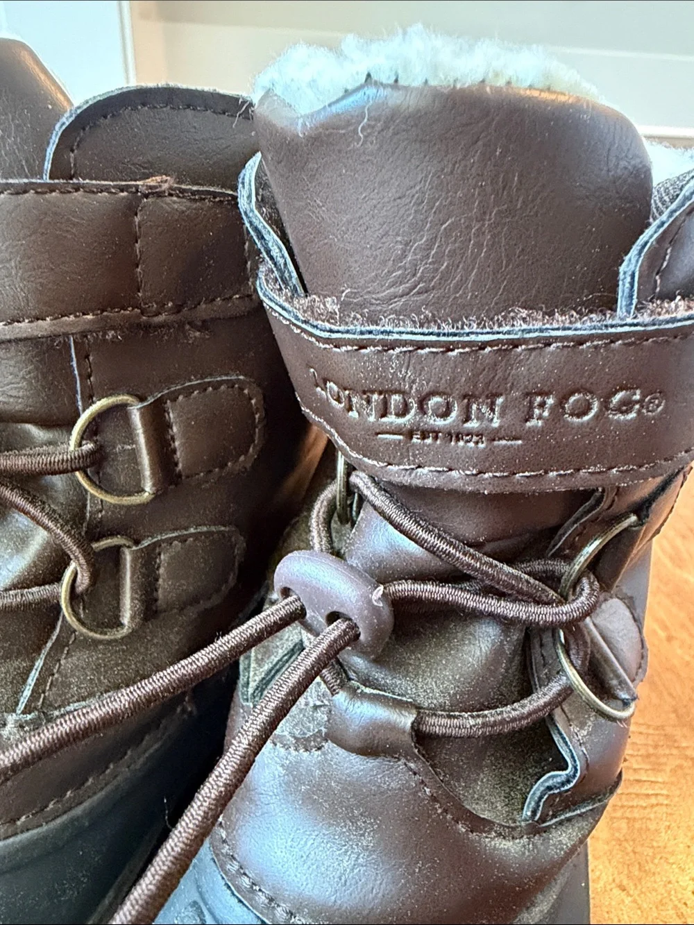 London Fog durable london